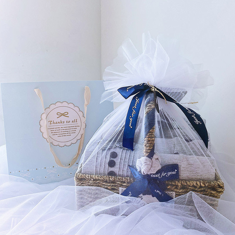 Newborn Baby Clothes Gift Set – 12-Piece Autumn & Winter Gift Basket