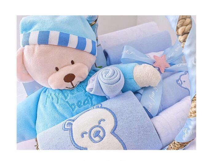 Newborn Baby Clothes Gift Set – 12-Piece Autumn & Winter Gift Basket
