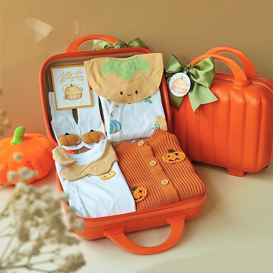 Pumpkin-Themed Baby Gift Set with Suitcase – 8-Piece Cotton Outfit for Newborns (0–18 Months)