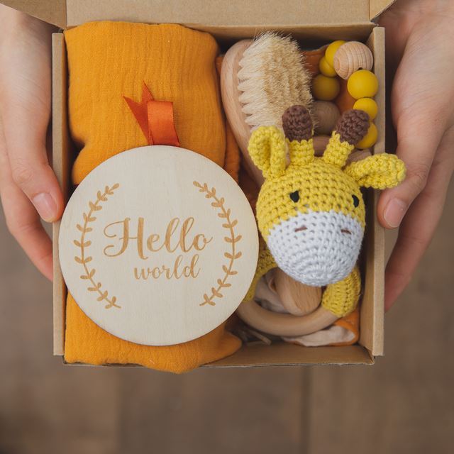 Newborn Baby Bath Gift Set – Double-Sided Bamboo Fiber Towel & Toy Box